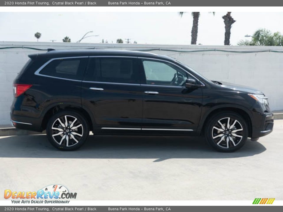 Crystal Black Pearl 2020 Honda Pilot Touring Photo #12