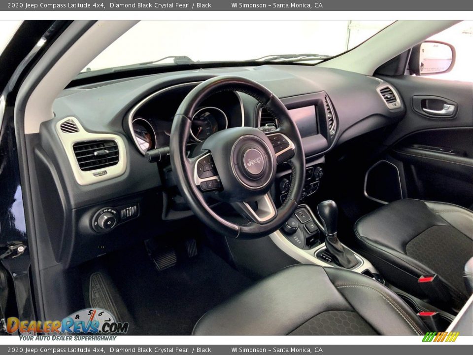 Dashboard of 2020 Jeep Compass Latitude 4x4 Photo #14