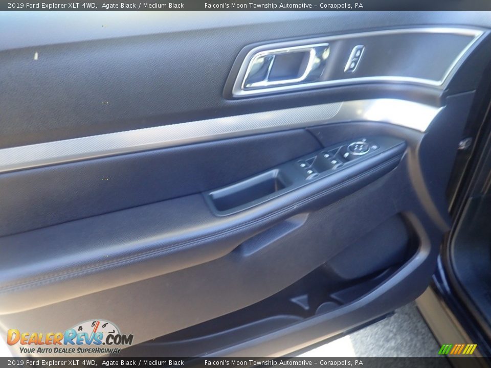 2019 Ford Explorer XLT 4WD Agate Black / Medium Black Photo #21