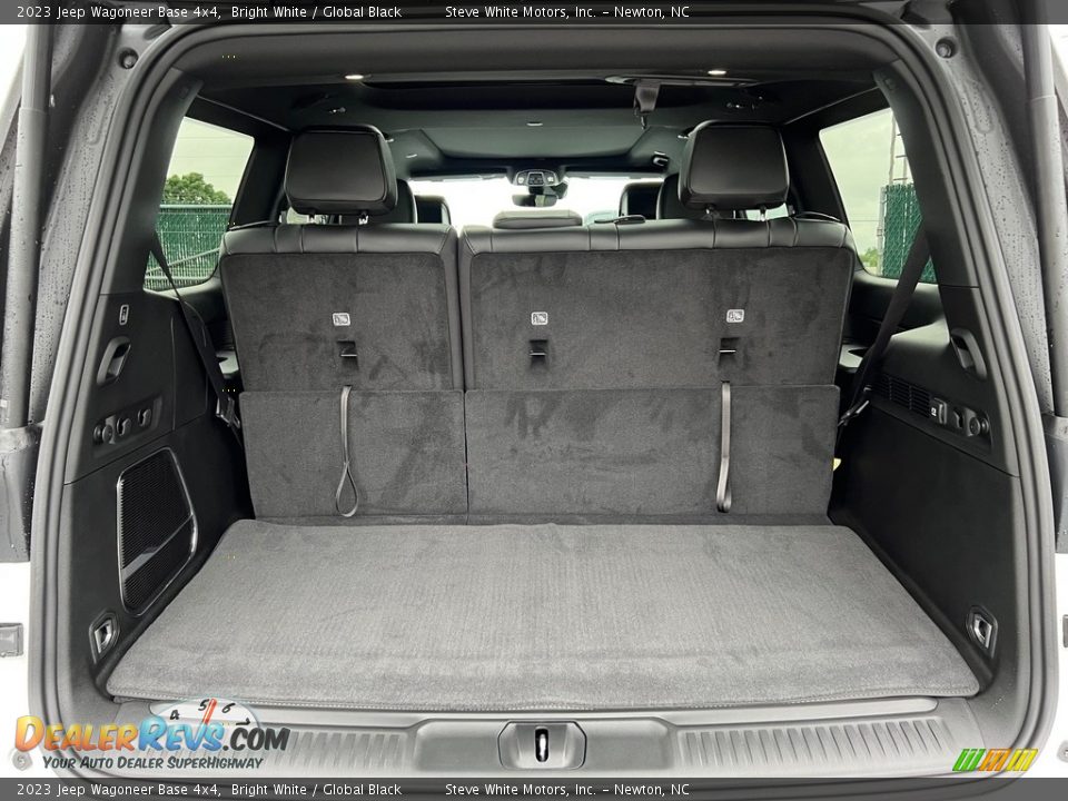 2023 Jeep Wagoneer Base 4x4 Trunk Photo #16