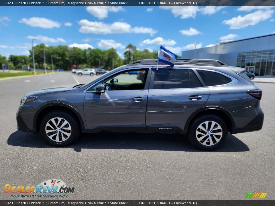 2021 Subaru Outback 2.5i Premium Magnetite Gray Metallic / Slate Black Photo #15