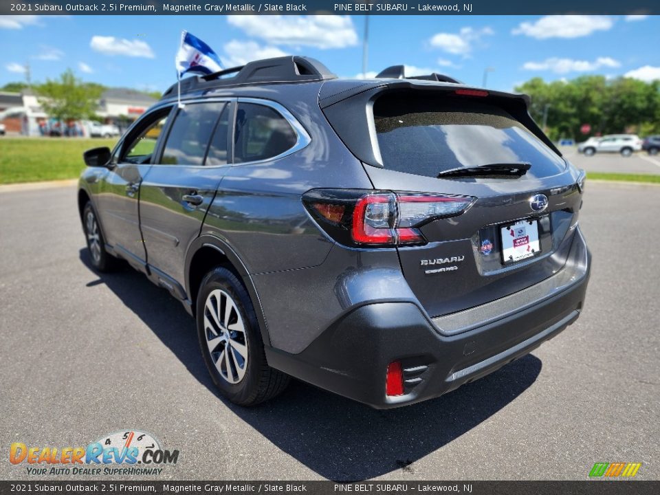 2021 Subaru Outback 2.5i Premium Magnetite Gray Metallic / Slate Black Photo #16