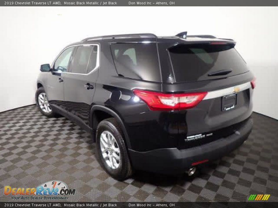 2019 Chevrolet Traverse LT AWD Mosaic Black Metallic / Jet Black Photo #10