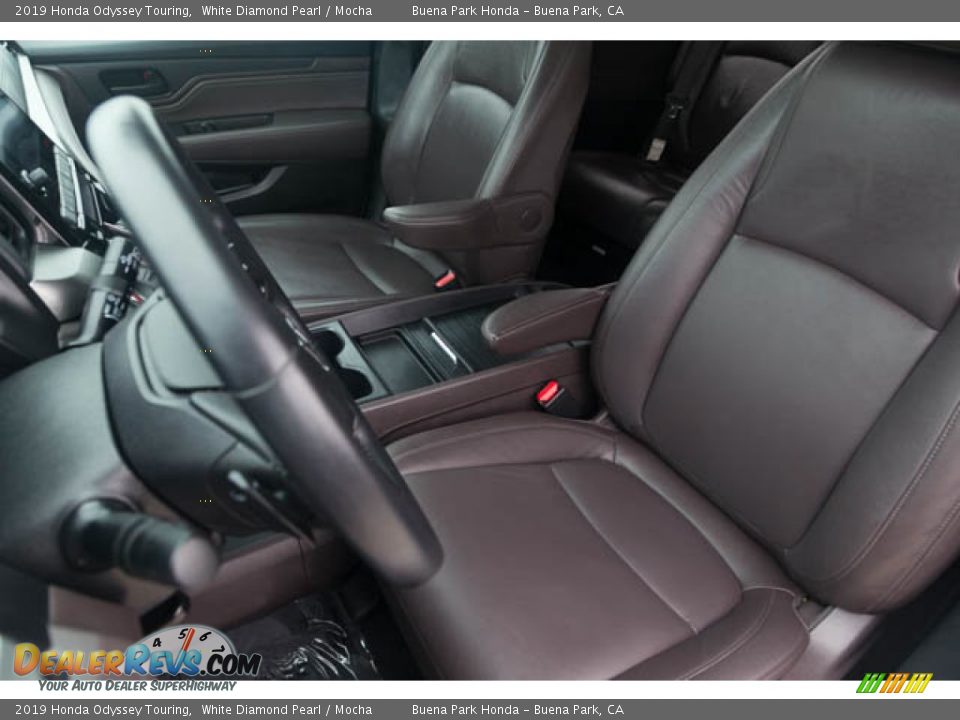 Mocha Interior - 2019 Honda Odyssey Touring Photo #19