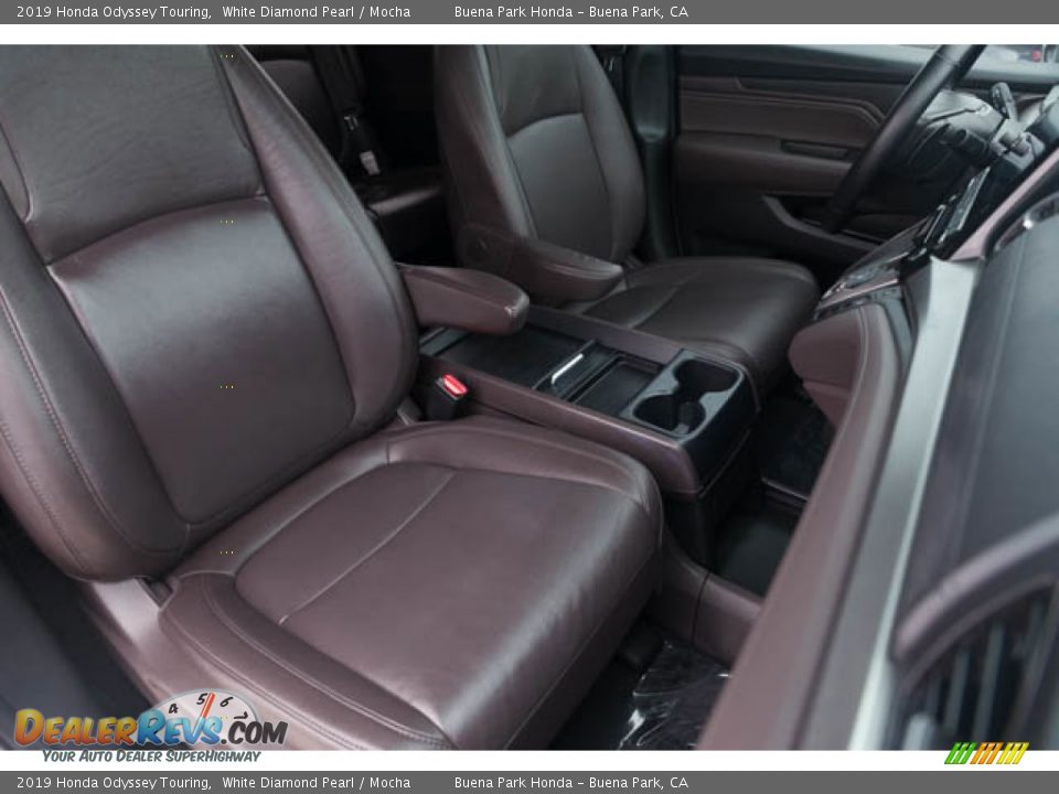 Front Seat of 2019 Honda Odyssey Touring Photo #29