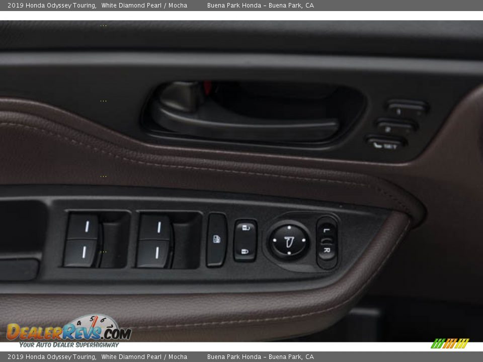 Door Panel of 2019 Honda Odyssey Touring Photo #35
