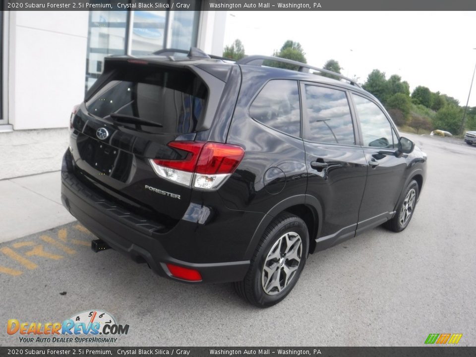 2020 Subaru Forester 2.5i Premium Crystal Black Silica / Gray Photo #12