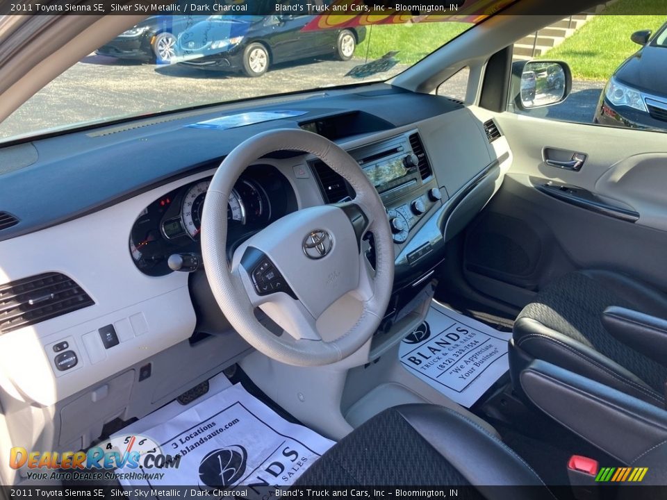 2011 Toyota Sienna SE Silver Sky Metallic / Dark Charcoal Photo #14