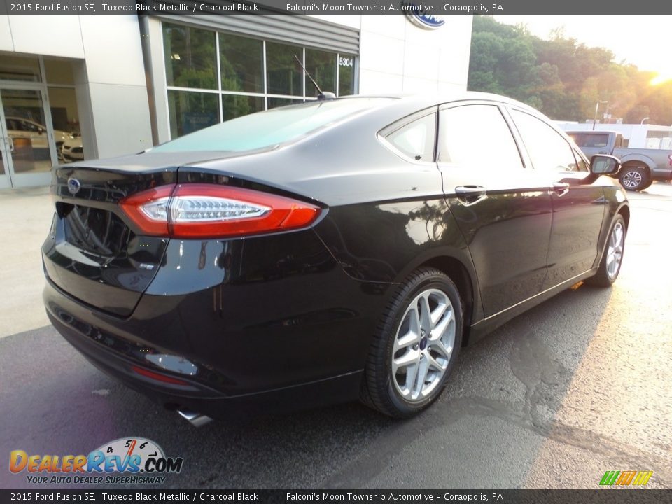 2015 Ford Fusion SE Tuxedo Black Metallic / Charcoal Black Photo #2