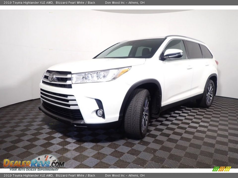 2019 Toyota Highlander XLE AWD Blizzard Pearl White / Black Photo #10