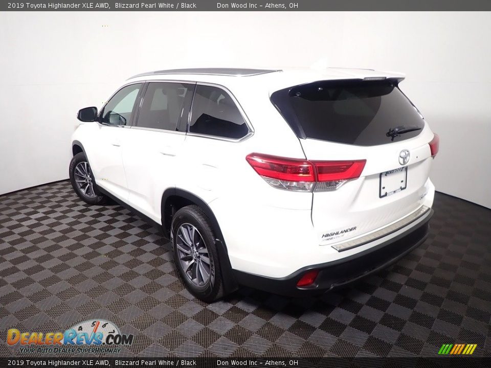 2019 Toyota Highlander XLE AWD Blizzard Pearl White / Black Photo #13