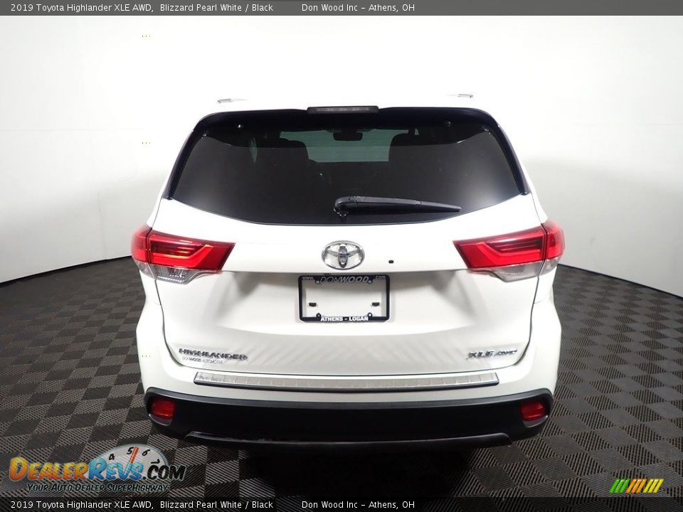 2019 Toyota Highlander XLE AWD Blizzard Pearl White / Black Photo #14