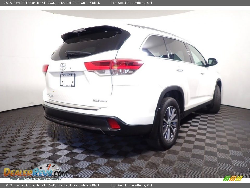 2019 Toyota Highlander XLE AWD Blizzard Pearl White / Black Photo #18