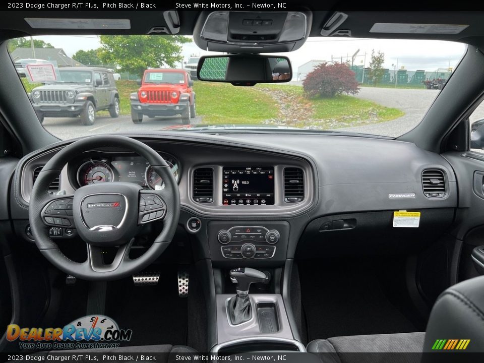 Dashboard of 2023 Dodge Charger R/T Plus Photo #18