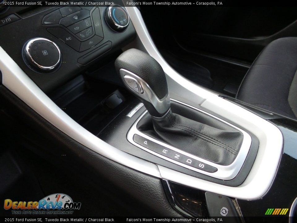 2015 Ford Fusion SE Tuxedo Black Metallic / Charcoal Black Photo #24