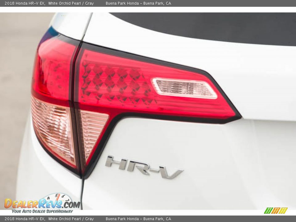 2018 Honda HR-V EX White Orchid Pearl / Gray Photo #10