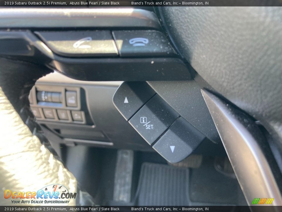 2019 Subaru Outback 2.5i Premium Abyss Blue Pearl / Slate Black Photo #25