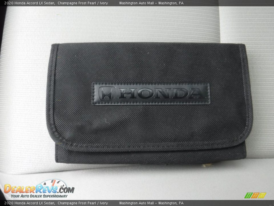 2020 Honda Accord LX Sedan Champagne Frost Pearl / Ivory Photo #32