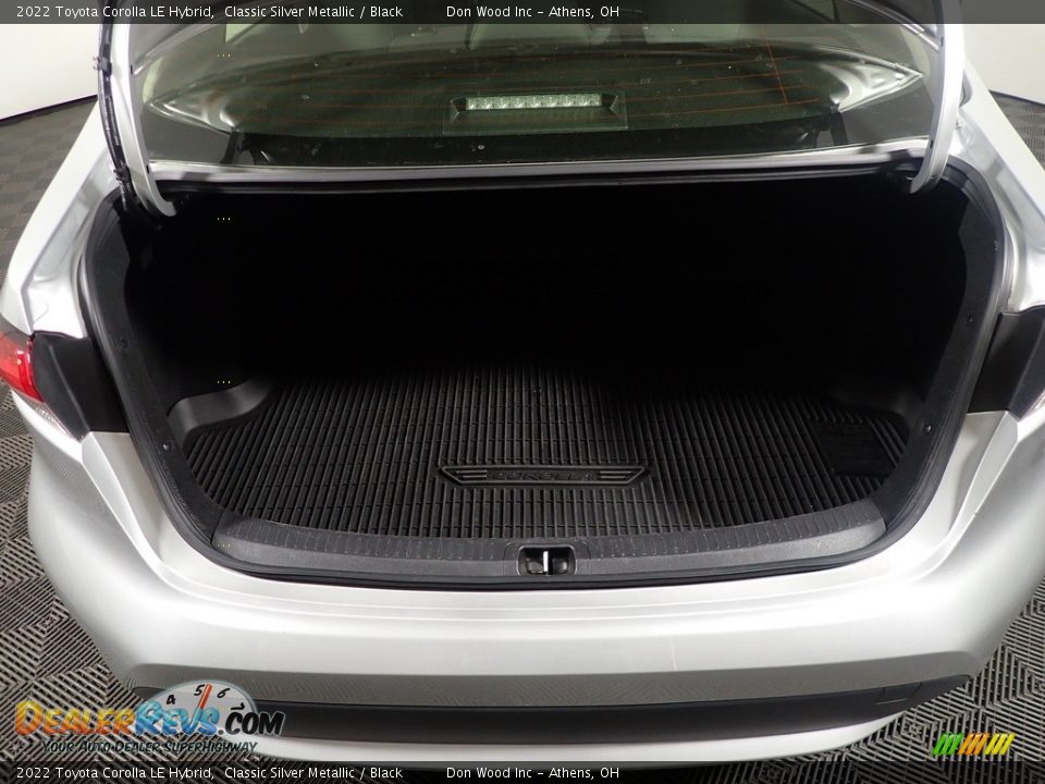 2022 Toyota Corolla LE Hybrid Trunk Photo #13