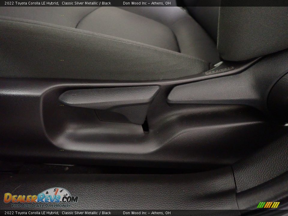 2022 Toyota Corolla LE Hybrid Classic Silver Metallic / Black Photo #19