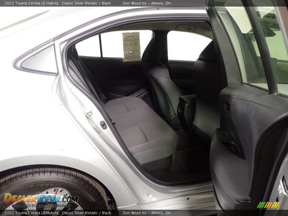 2022 Toyota Corolla LE Hybrid Classic Silver Metallic / Black Photo #33