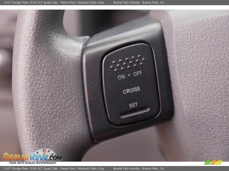 2007 Dodge Ram 1500 SLT Quad Cab Steering Wheel Photo #15