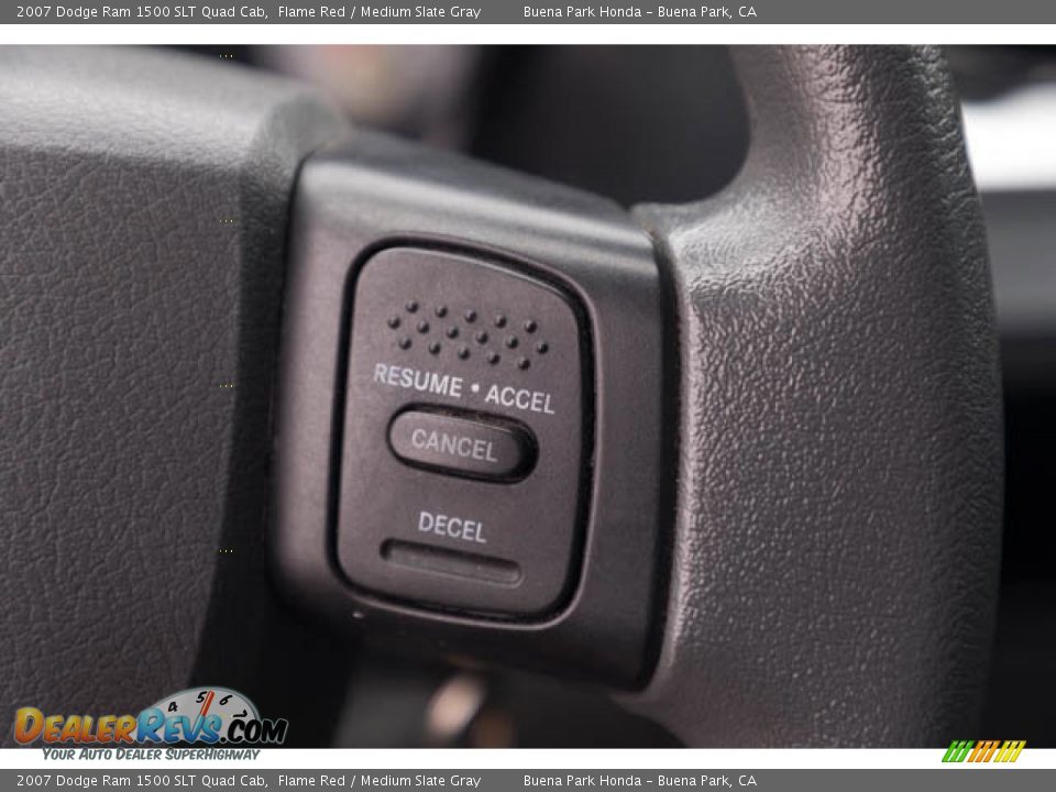 2007 Dodge Ram 1500 SLT Quad Cab Steering Wheel Photo #16