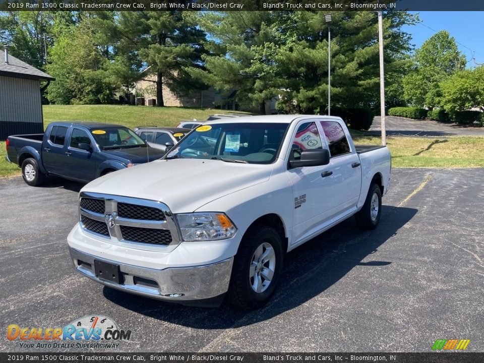 2019 Ram 1500 Classic Tradesman Crew Cab Bright White / Black/Diesel Gray Photo #2