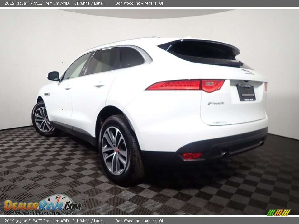 2019 Jaguar F-PACE Premium AWD Fuji White / Latte Photo #11