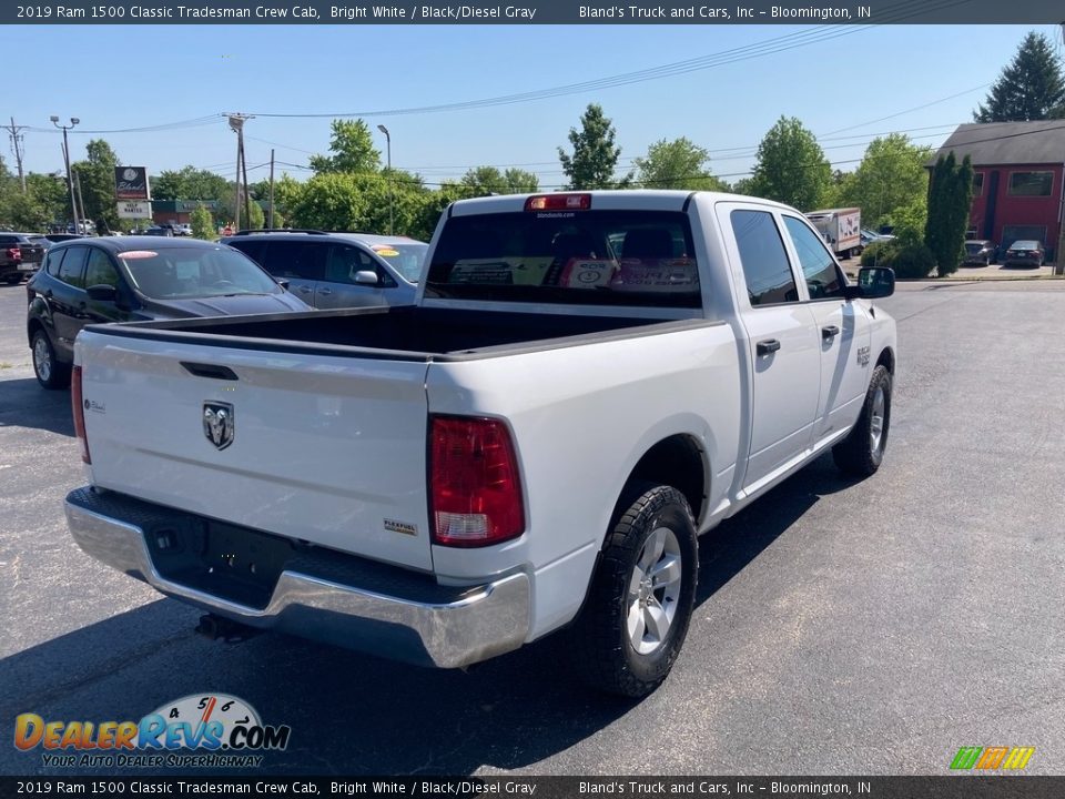 2019 Ram 1500 Classic Tradesman Crew Cab Bright White / Black/Diesel Gray Photo #7