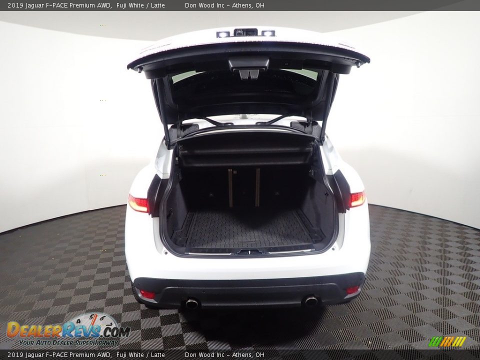 2019 Jaguar F-PACE Premium AWD Fuji White / Latte Photo #14