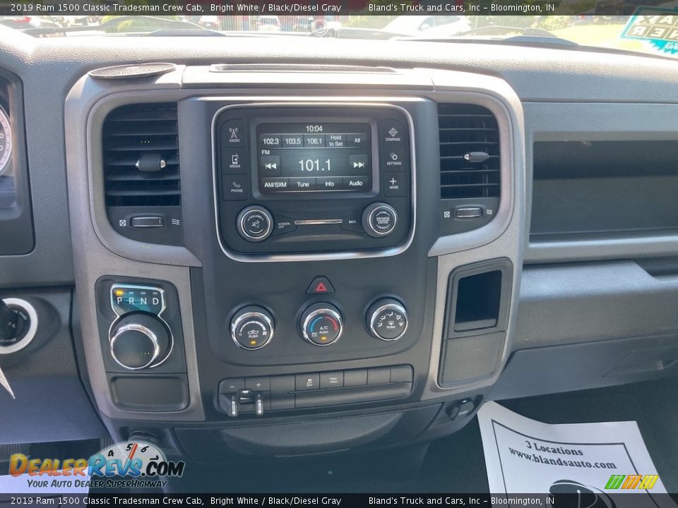 2019 Ram 1500 Classic Tradesman Crew Cab Bright White / Black/Diesel Gray Photo #26