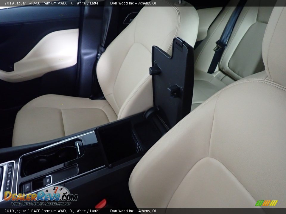 2019 Jaguar F-PACE Premium AWD Fuji White / Latte Photo #32