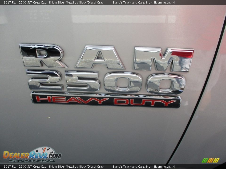 2017 Ram 2500 SLT Crew Cab Bright Silver Metallic / Black/Diesel Gray Photo #27