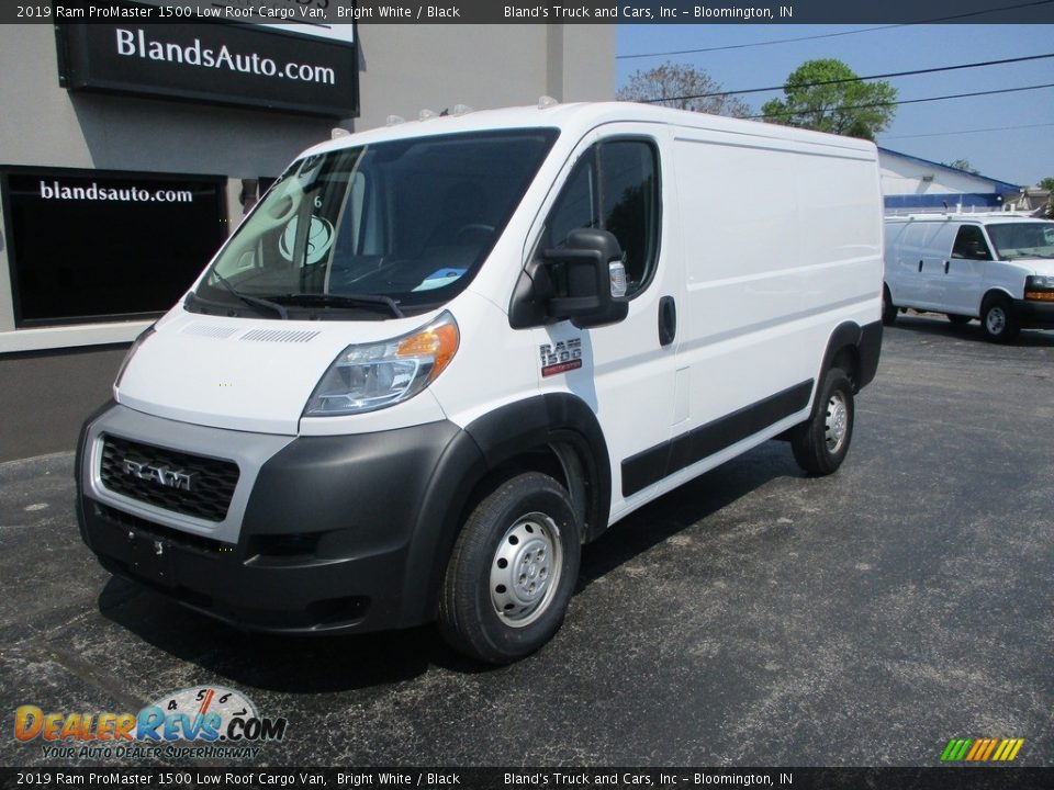 2019 Ram ProMaster 1500 Low Roof Cargo Van Bright White / Black Photo #2