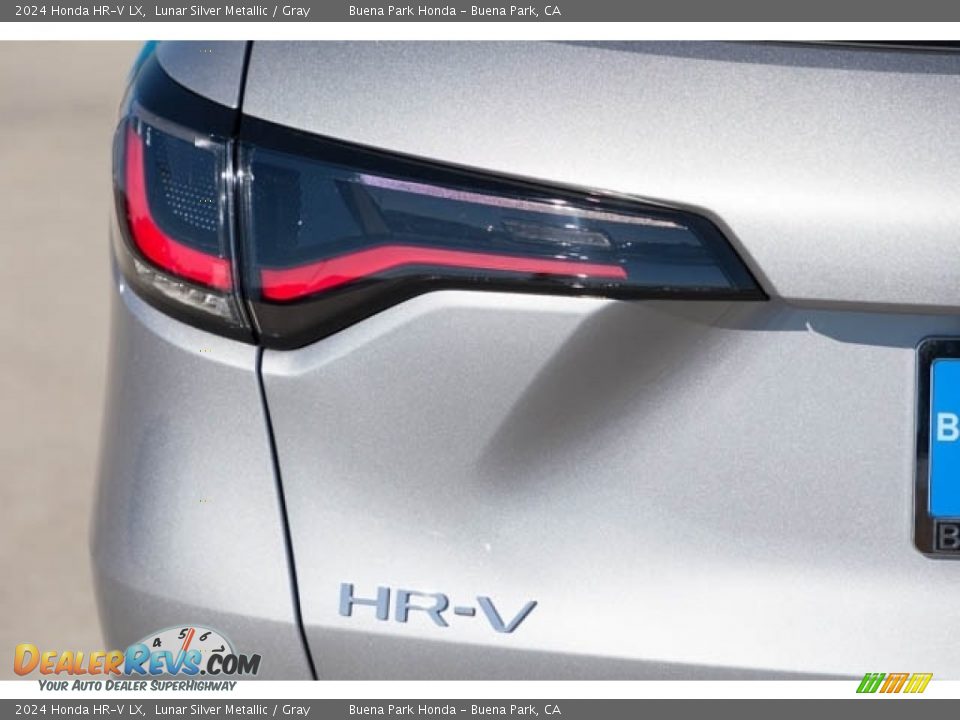 2024 Honda HR-V LX Lunar Silver Metallic / Gray Photo #8