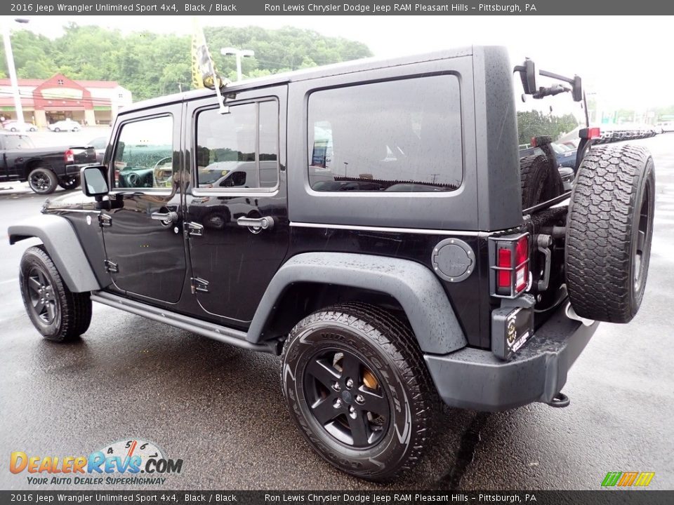 2016 Jeep Wrangler Unlimited Sport 4x4 Black / Black Photo #3