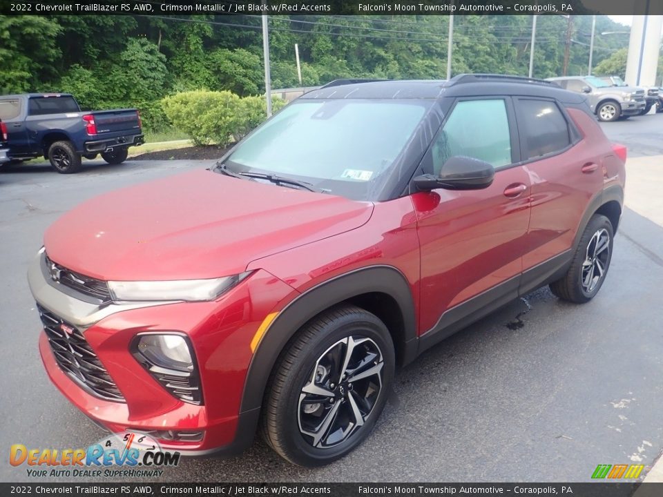Front 3/4 View of 2022 Chevrolet TrailBlazer RS AWD Photo #7