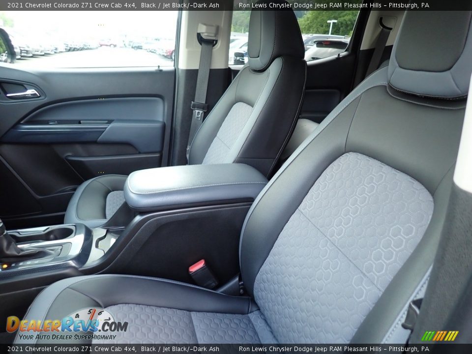 Front Seat of 2021 Chevrolet Colorado Z71 Crew Cab 4x4 Photo #11