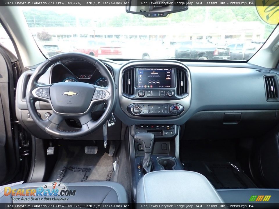 Dashboard of 2021 Chevrolet Colorado Z71 Crew Cab 4x4 Photo #13