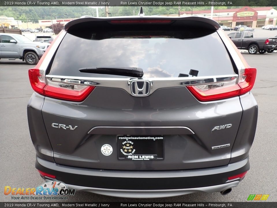 2019 Honda CR-V Touring AWD Modern Steel Metallic / Ivory Photo #4