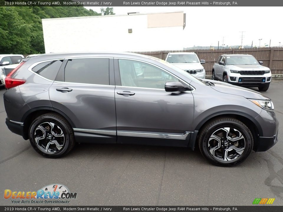 2019 Honda CR-V Touring AWD Modern Steel Metallic / Ivory Photo #7