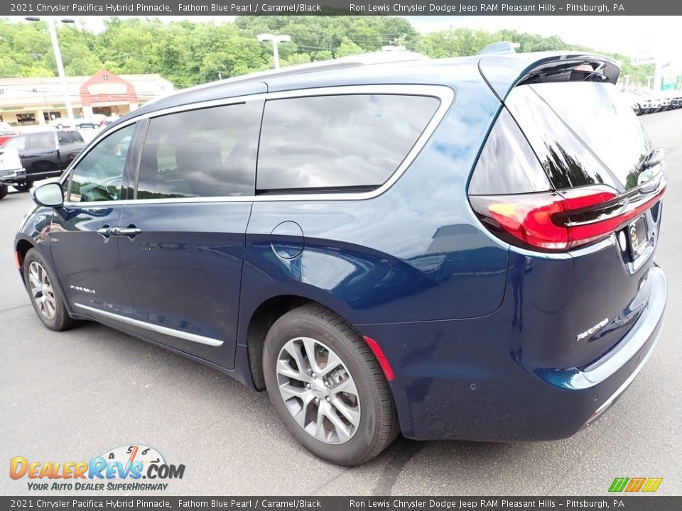 2021 Chrysler Pacifica Hybrid Pinnacle Fathom Blue Pearl / Caramel/Black Photo #3