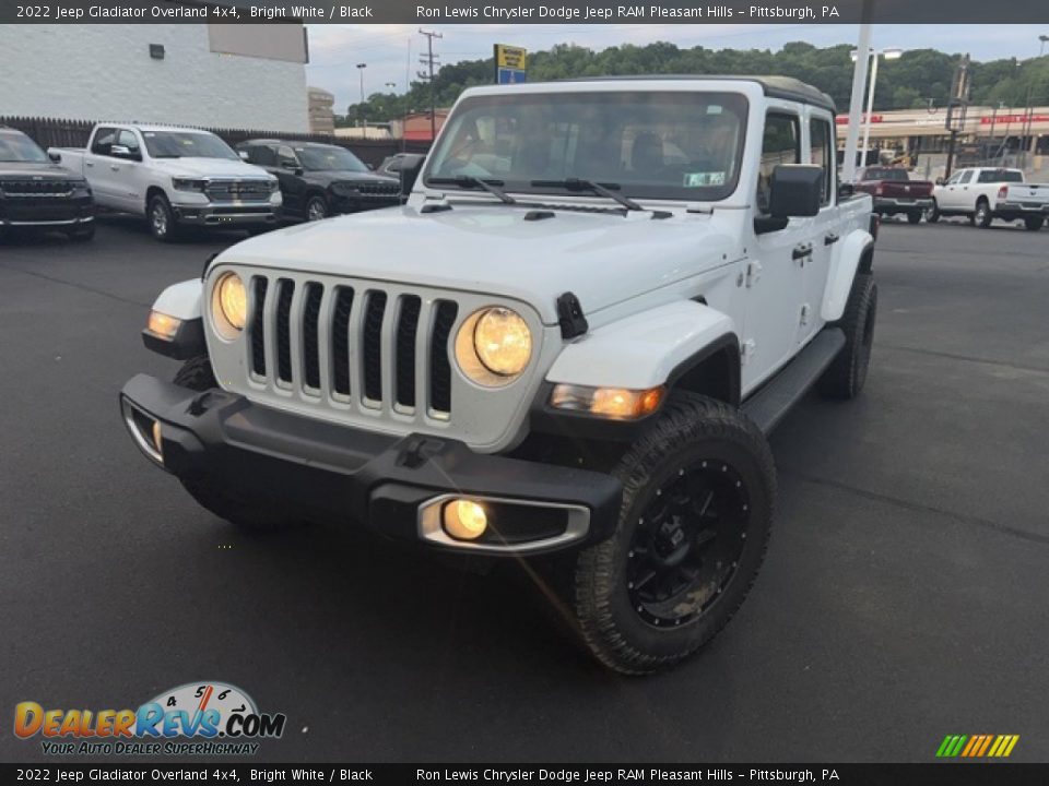 2022 Jeep Gladiator Overland 4x4 Bright White / Black Photo #1