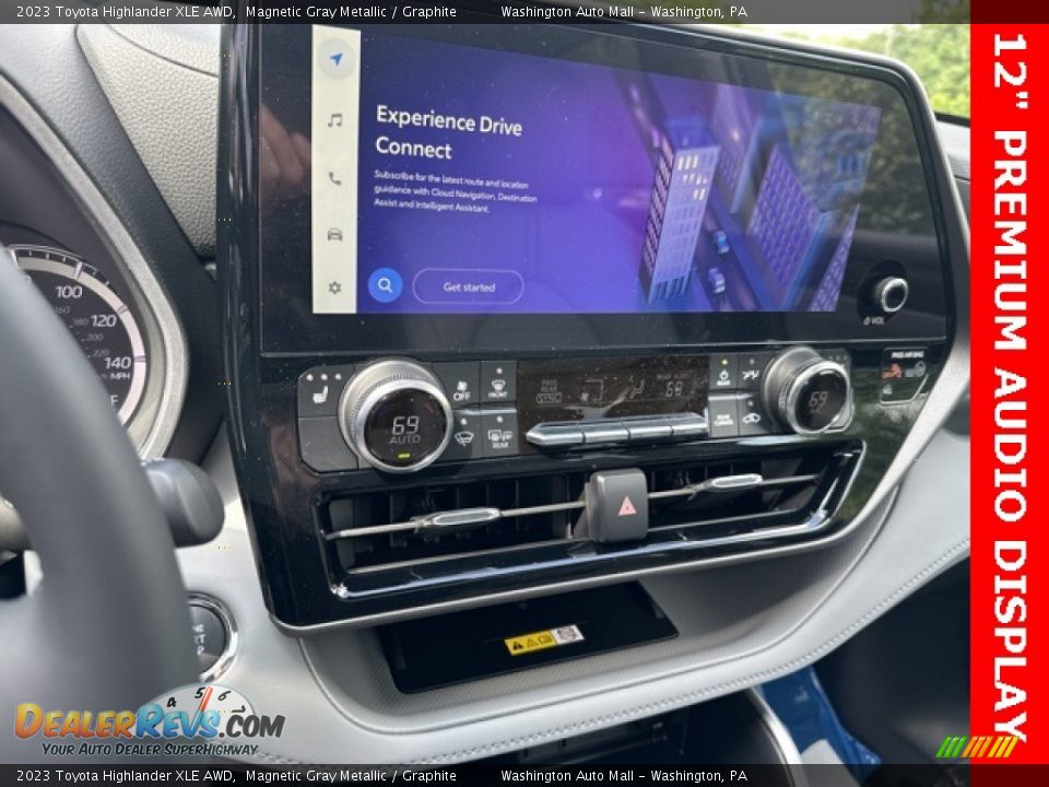 Controls of 2023 Toyota Highlander XLE AWD Photo #5