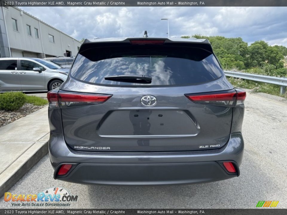 2023 Toyota Highlander XLE AWD Magnetic Gray Metallic / Graphite Photo #8