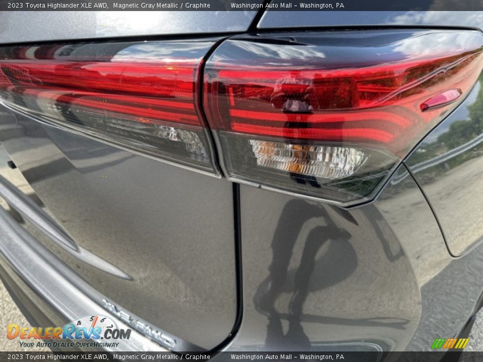 2023 Toyota Highlander XLE AWD Magnetic Gray Metallic / Graphite Photo #24