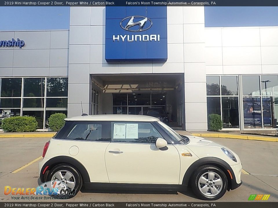 2019 Mini Hardtop Cooper 2 Door Pepper White / Carbon Black Photo #1