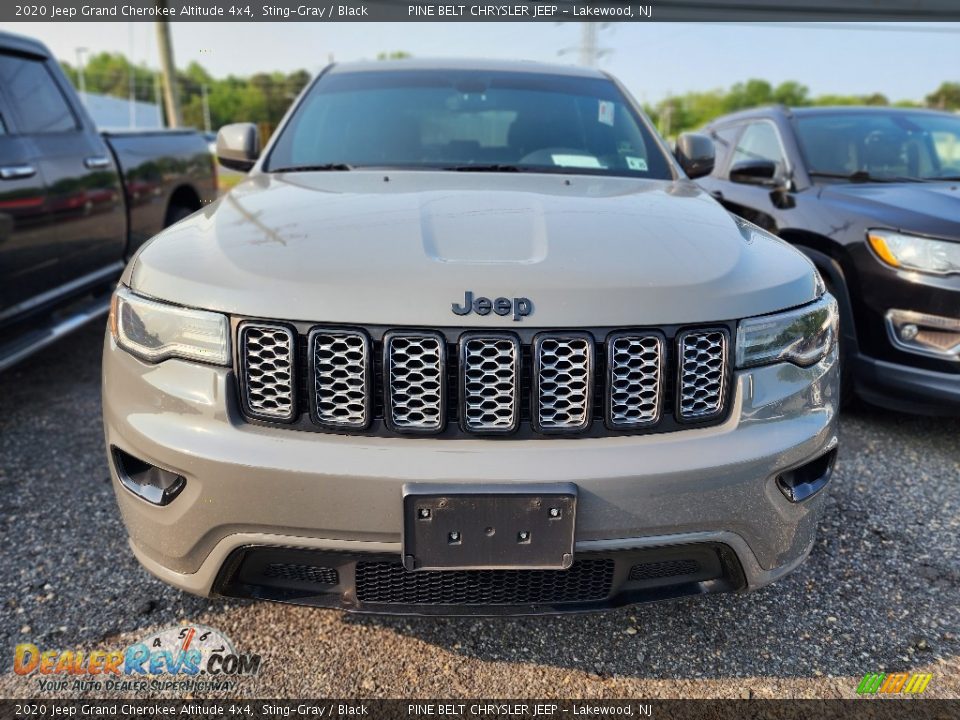 2020 Jeep Grand Cherokee Altitude 4x4 Sting-Gray / Black Photo #2