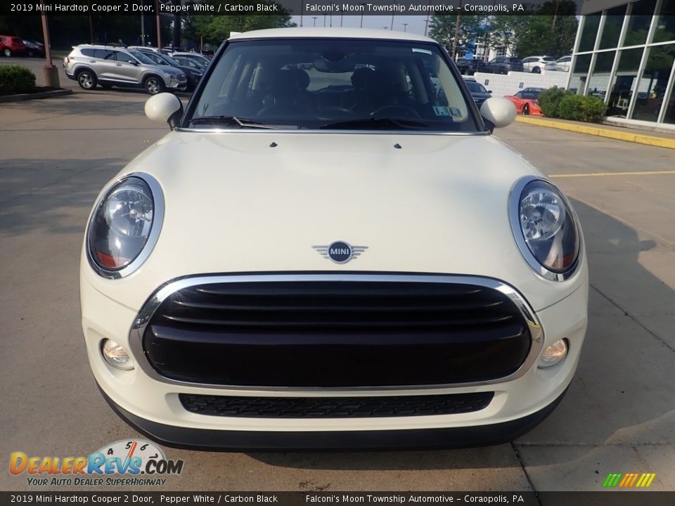 2019 Mini Hardtop Cooper 2 Door Pepper White / Carbon Black Photo #8